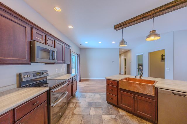 657 Frohn Road SE, Frohn Twp, MN 56601