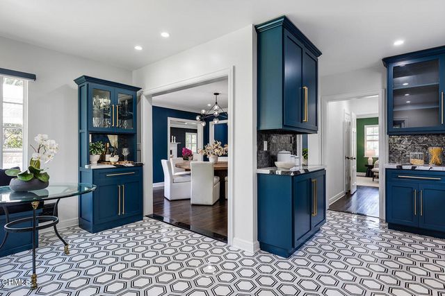 2437 Lambert Drive, Pasadena, CA 91107