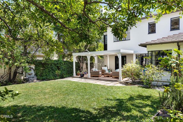 2437 Lambert Drive, Pasadena, CA 91107