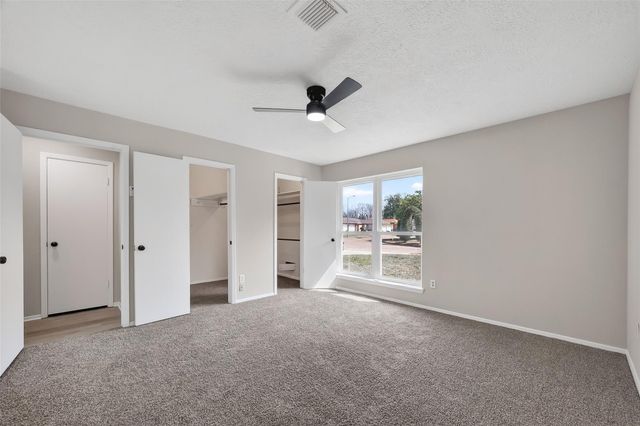 2306 Whitman Way Drive, Friendswood, TX 77546