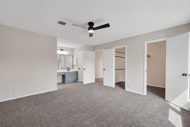 2306 Whitman Way Drive, Friendswood, TX 77546