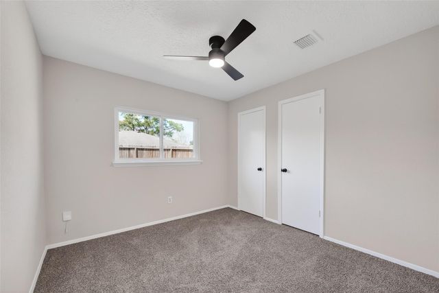 2306 Whitman Way Drive, Friendswood, TX 77546