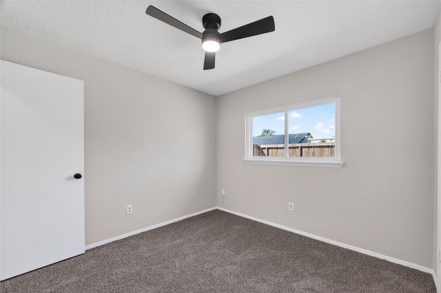 2306 Whitman Way Drive, Friendswood, TX 77546