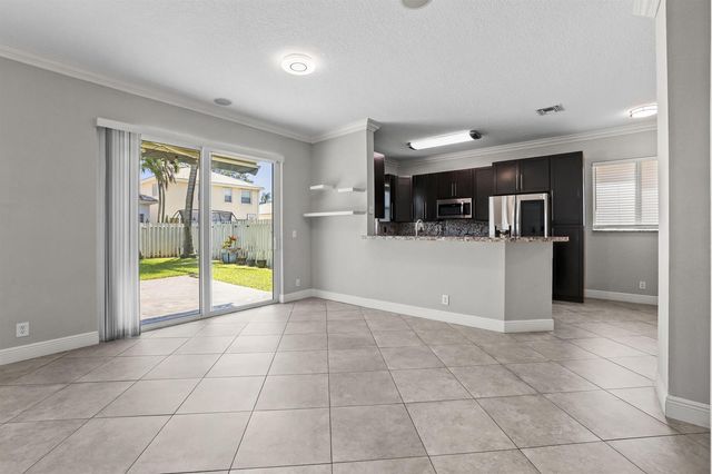 6878 NW 33rd Street, Margate, FL 33063