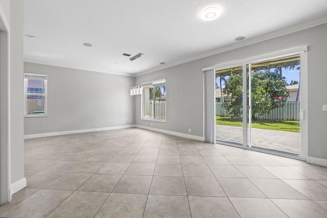 6878 NW 33rd Street, Margate, FL 33063