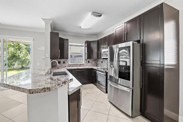 6878 NW 33rd Street, Margate, FL 33063