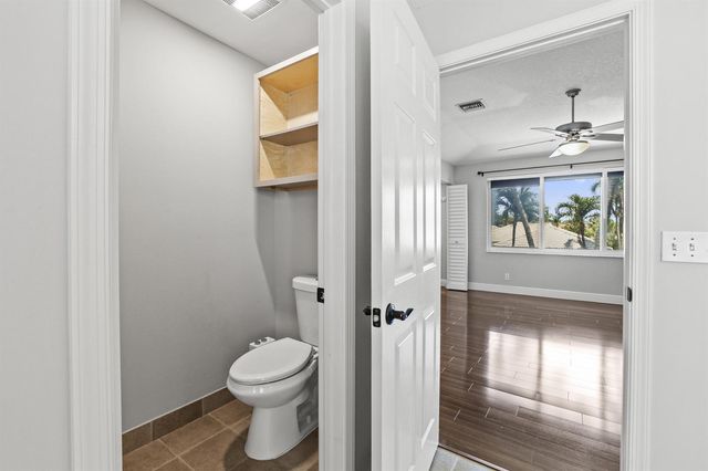 6878 NW 33rd Street, Margate, FL 33063