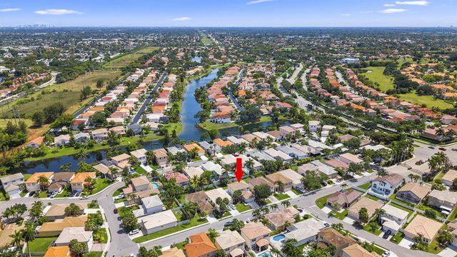 6878 NW 33rd Street, Margate, FL 33063