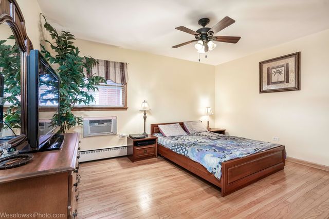 3023 Paris Avenue 205, River Grove, IL 60171