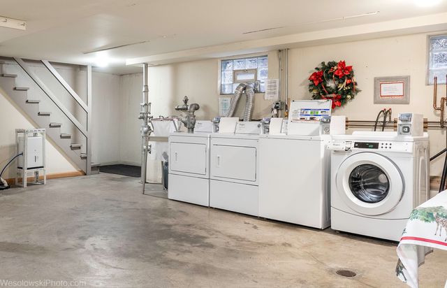 3023 Paris Avenue 205, River Grove, IL 60171