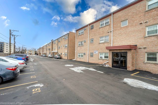 3023 Paris Avenue 205, River Grove, IL 60171