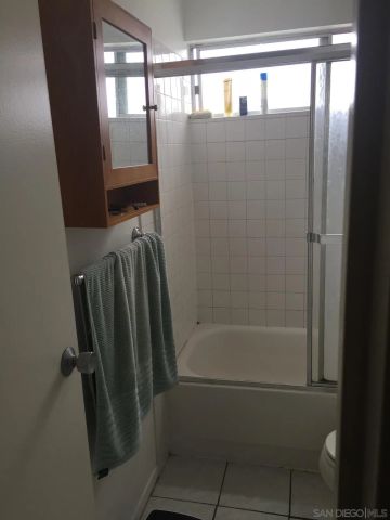 1645 Emerald 2i, San Diego, CA 92109