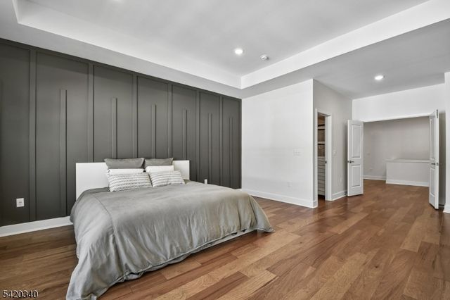 36 Ventura Dr, East Hanover Twp., NJ 07936