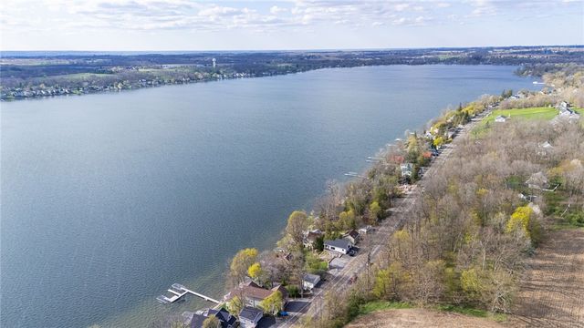 4338 East Lake Road, Livonia, NY 14487