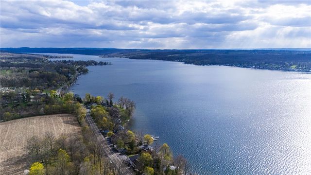 4338 East Lake Road, Livonia, NY 14487