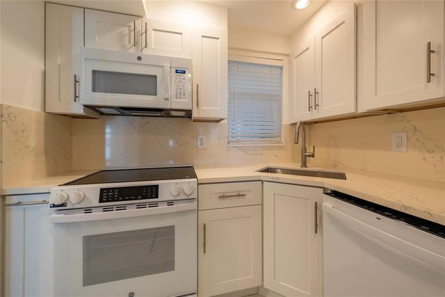 3101 NE 47th Court 504, Fort Lauderdale, FL 33308