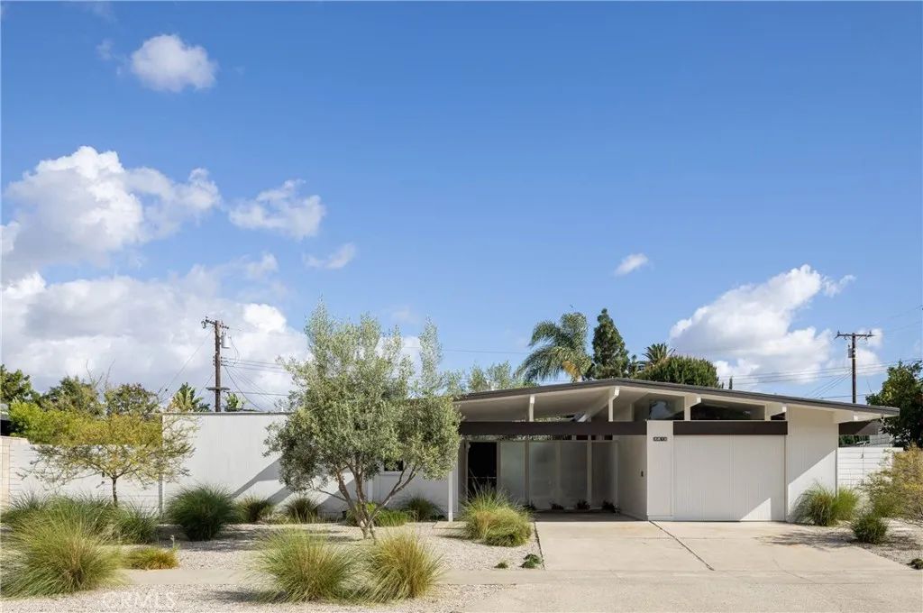 3812 E Kirkwood, Orange, CA 92869