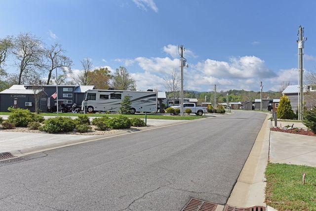 467 Golden Nugget Road, Blairsville, GA 30512