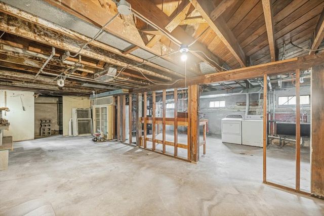 1324 Hickory Street, Waukegan, IL 60085