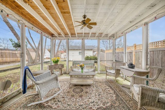 1324 Hickory Street, Waukegan, IL 60085