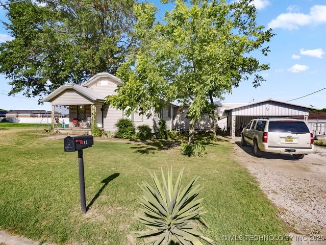 824 S California, Atoka, OK 74525