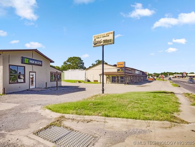 824 S California, Atoka, OK 74525