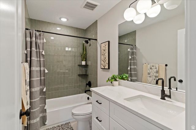 3062 W SOLACE ST, Syracuse, UT 84075