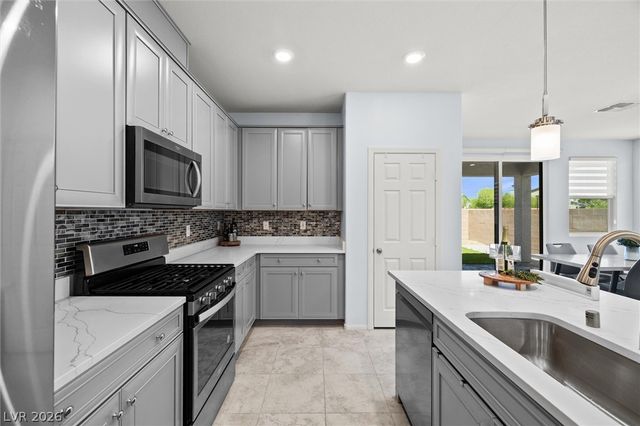 5827 Casa Branca Street, Las Vegas, NV 89148