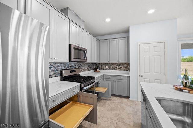 5827 Casa Branca Street, Las Vegas, NV 89148
