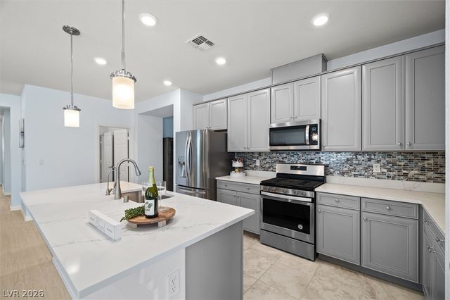 5827 Casa Branca Street, Las Vegas, NV 89148