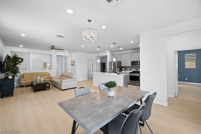 5827 Casa Branca Street, Las Vegas, NV 89148