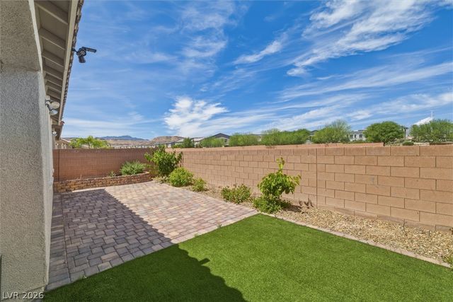 5827 Casa Branca Street, Las Vegas, NV 89148