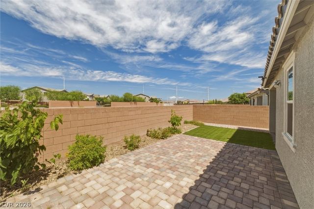 5827 Casa Branca Street, Las Vegas, NV 89148