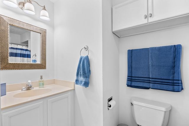 829 9th Ave. S, North Myrtle Beach, SC 29582