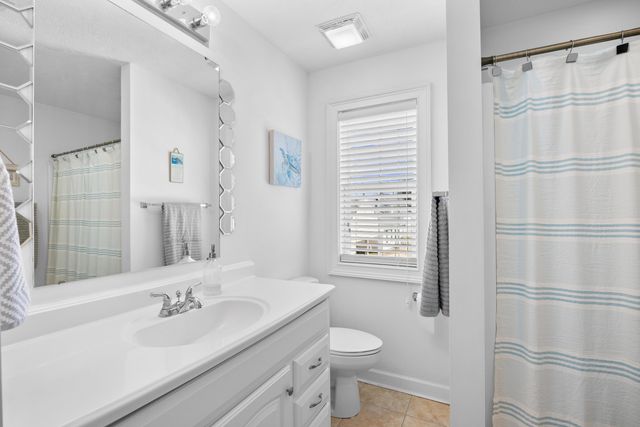 829 9th Ave. S, North Myrtle Beach, SC 29582