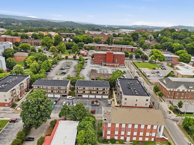 840 E 08th Street, Chattanooga, TN 37403