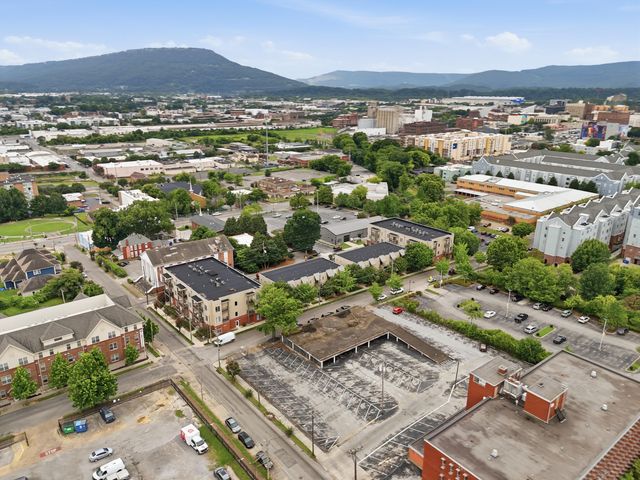 840 E 08th Street, Chattanooga, TN 37403