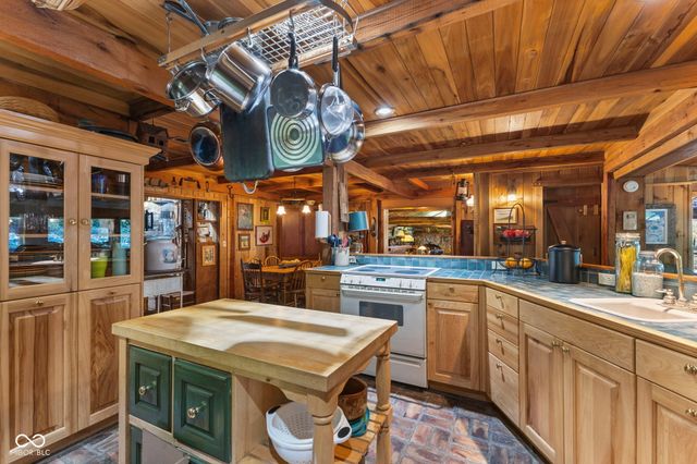 8548 N Observatory Lane, Martinsville, IN 46151