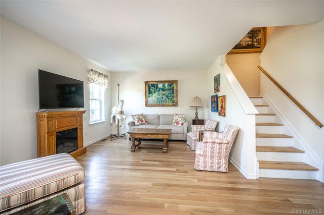 66 Tee Lane, Red Hook, NY 12571