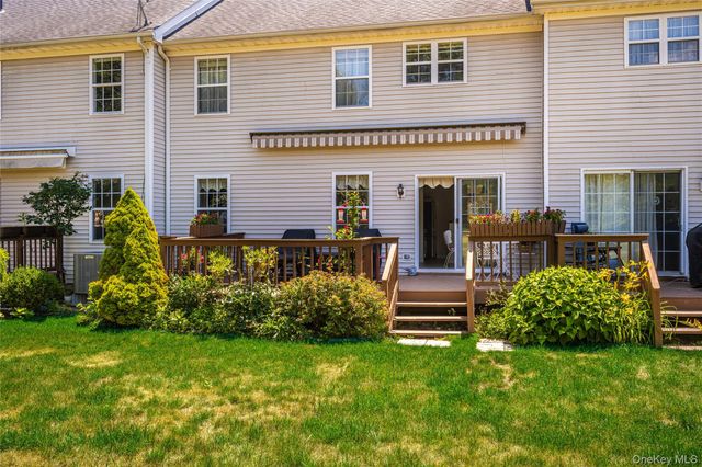 66 Tee Lane, Red Hook, NY 12571
