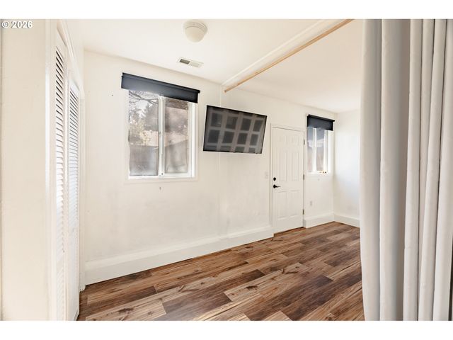 14574 Se LONE PINE Dr, Clackamas, OR 97015