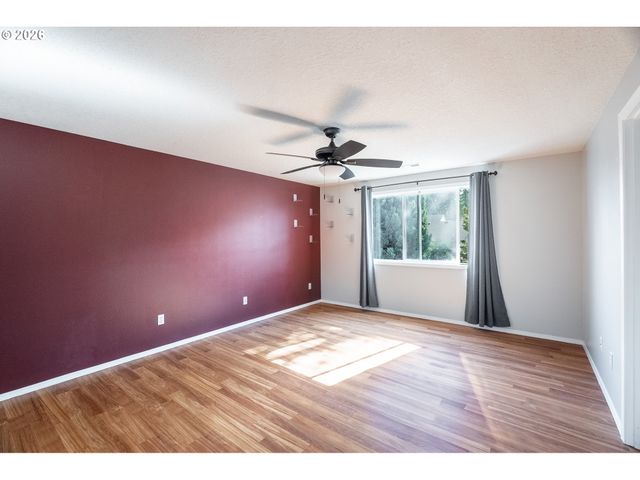 14574 Se LONE PINE Dr, Clackamas, OR 97015