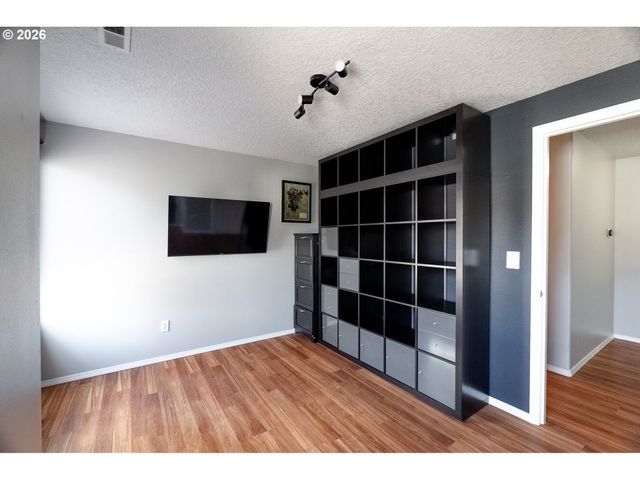 14574 Se LONE PINE Dr, Clackamas, OR 97015