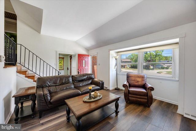 9 BISCAYNE BOULEVARD, West Deptford, NJ 08096