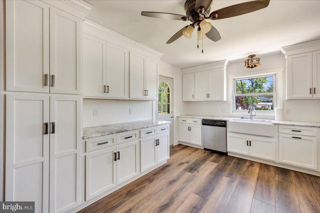 9 BISCAYNE BOULEVARD, West Deptford, NJ 08096