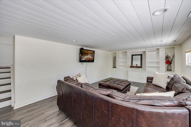 9 BISCAYNE BOULEVARD, West Deptford, NJ 08096