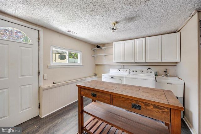 9 BISCAYNE BOULEVARD, West Deptford, NJ 08096