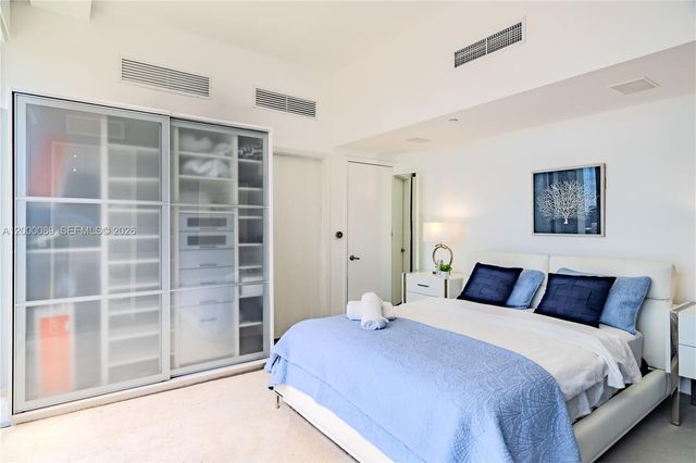 495 Brickell Ave PH-5703, Miami, FL 33131