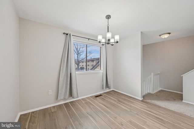 7035 KNIGHTHOOD LN, Columbia, MD 21045