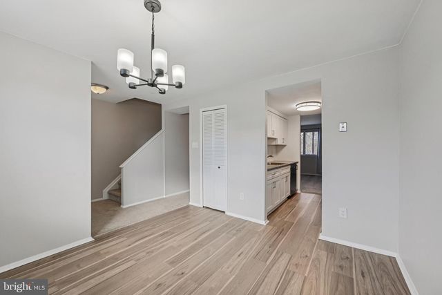 7035 KNIGHTHOOD LN, Columbia, MD 21045